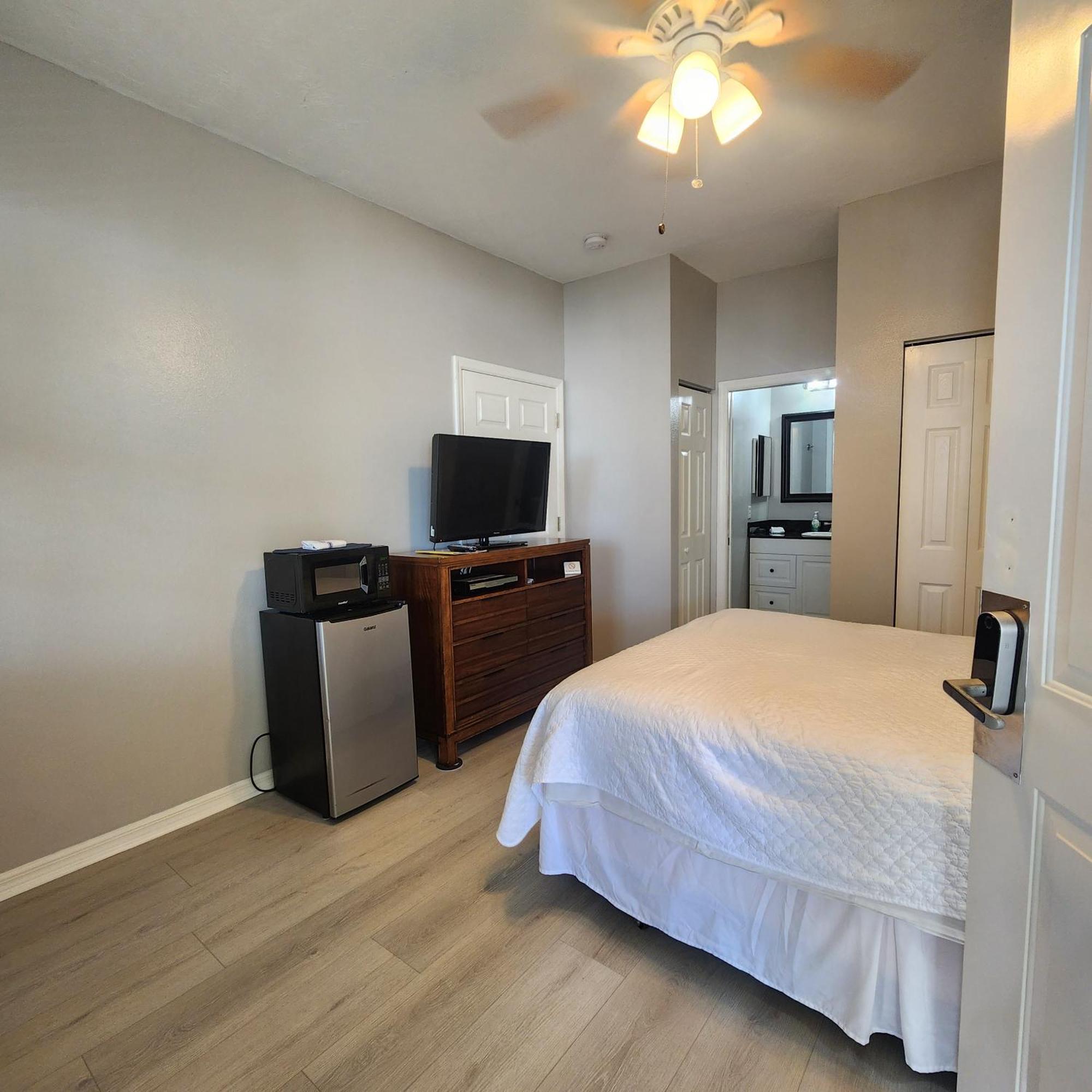 1 Bed 1 Bath At Img Near Beach Bradenton Zewnętrze zdjęcie